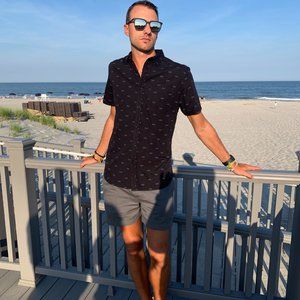 Meet your Posher, Dustin
